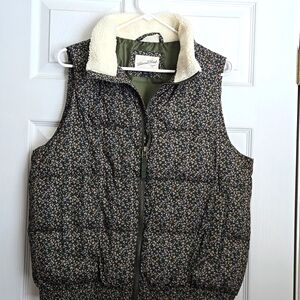 Universal Thread Women's Small Vest